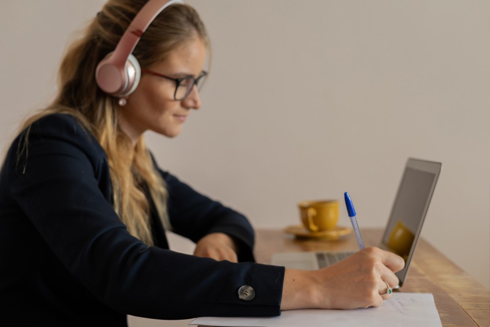 busy coach getting leads online