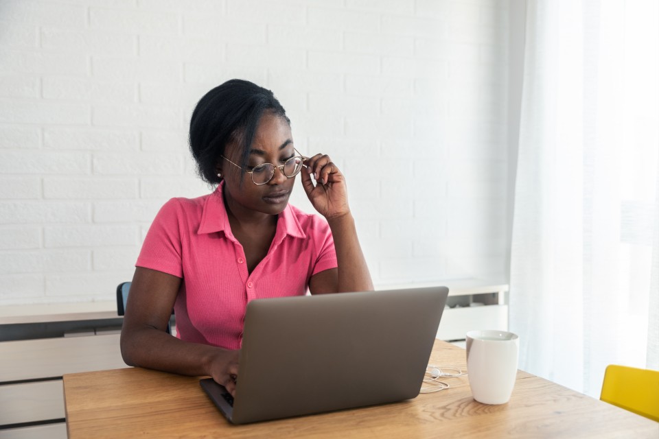 coach-working-on-her-SEO